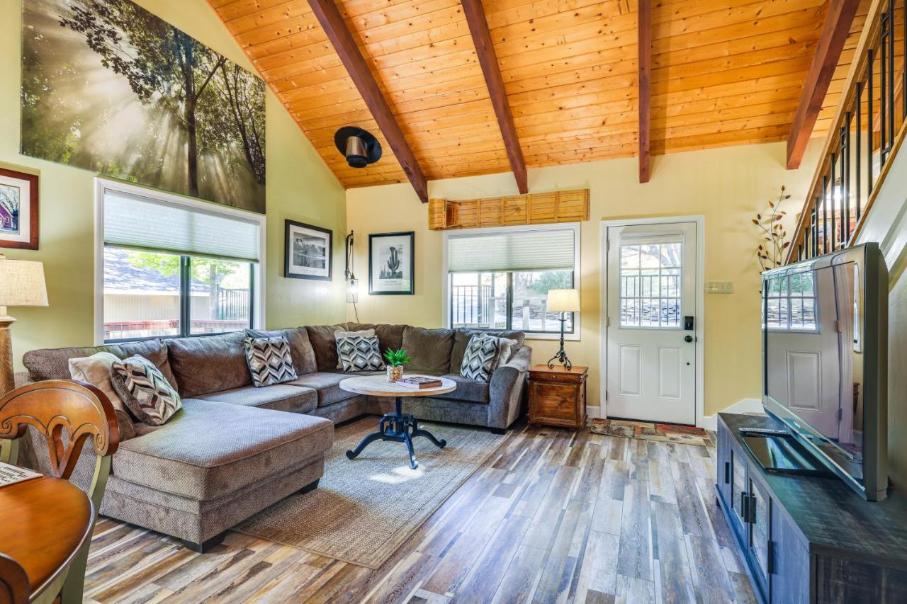 Groveland Home - Walk To Pine Mountain Lake! Exterior photo